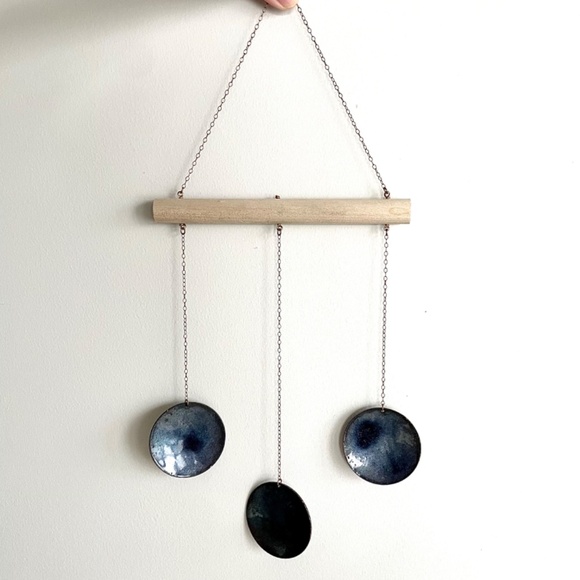 Phases of the Moon Enamelled Wall/Window Hanging/Chimes - Picture 2 of 15